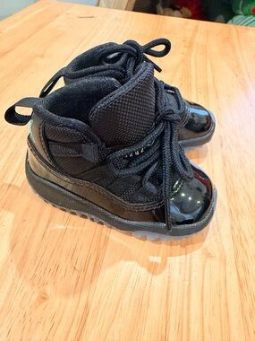 Kids Gamma Blue 11s - 4C